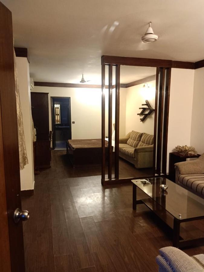 Hotel Clark Heights New Delhi Ngoại thất bức ảnh