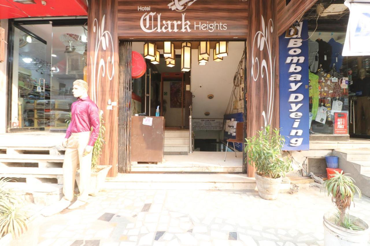 Hotel Clark Heights New Delhi Ngoại thất bức ảnh