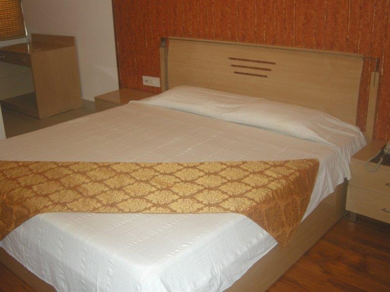 Hotel Clark Heights New Delhi Ngoại thất bức ảnh