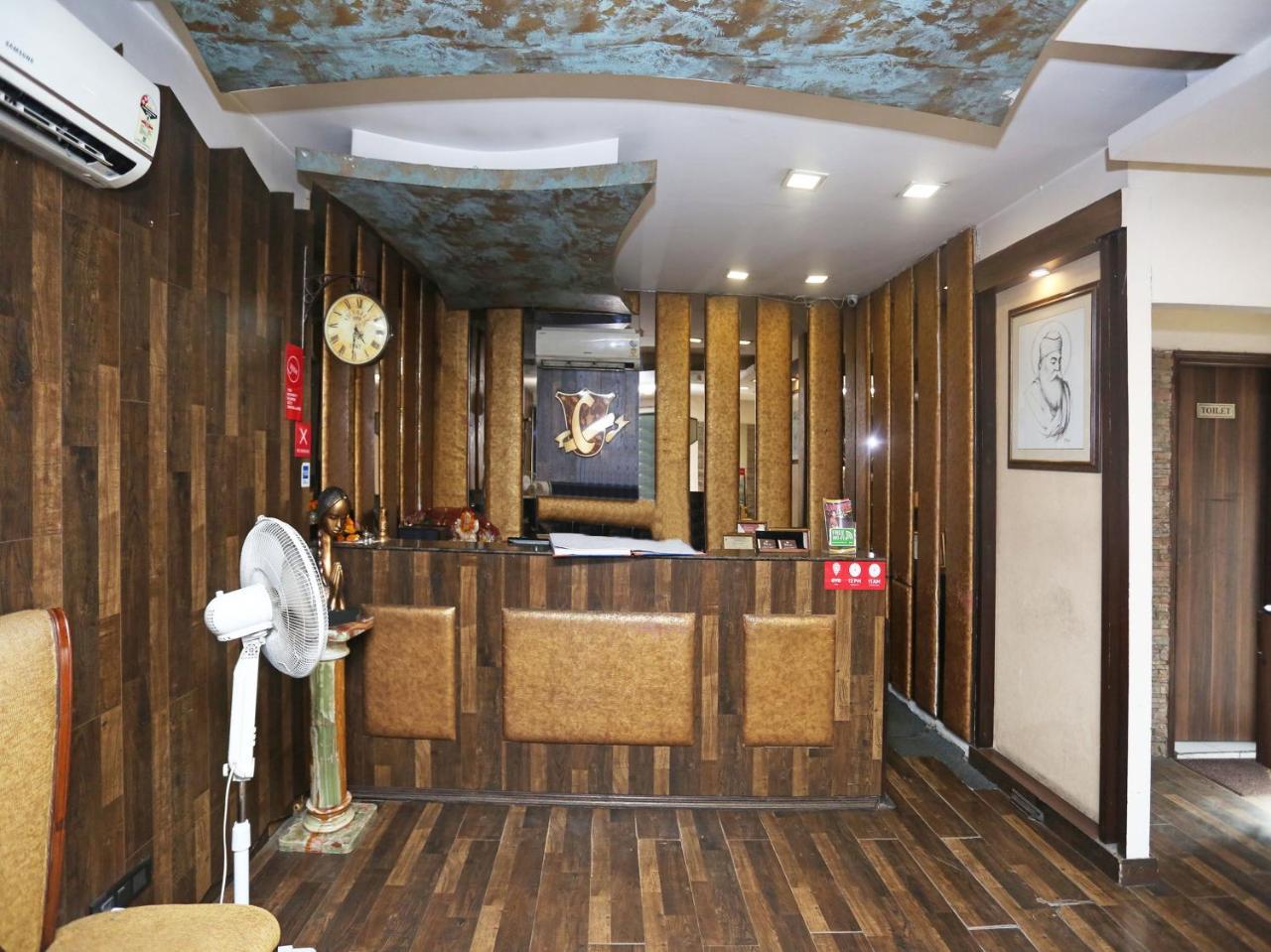 Hotel Clark Heights New Delhi Ngoại thất bức ảnh