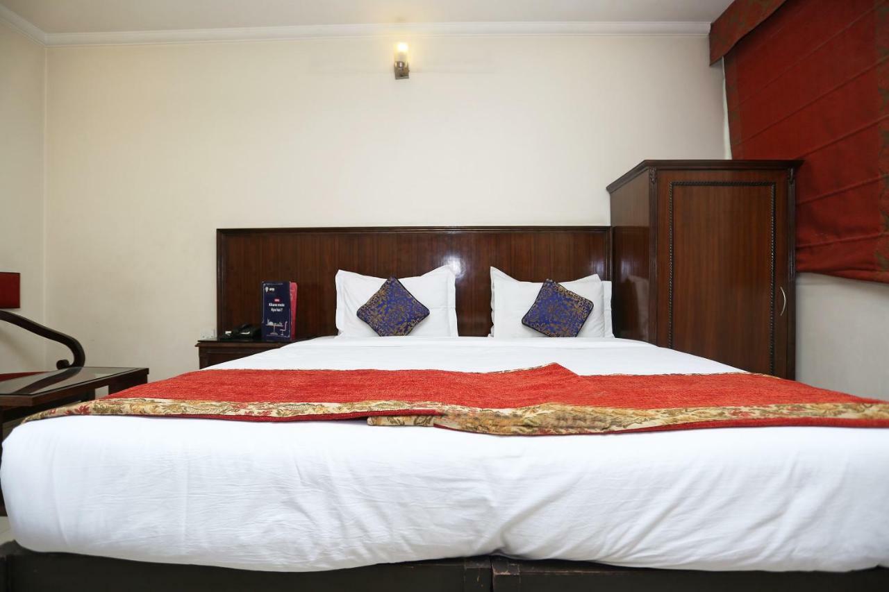 Hotel Clark Heights New Delhi Ngoại thất bức ảnh